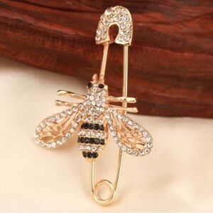 Maison Crystal Bee Brooch